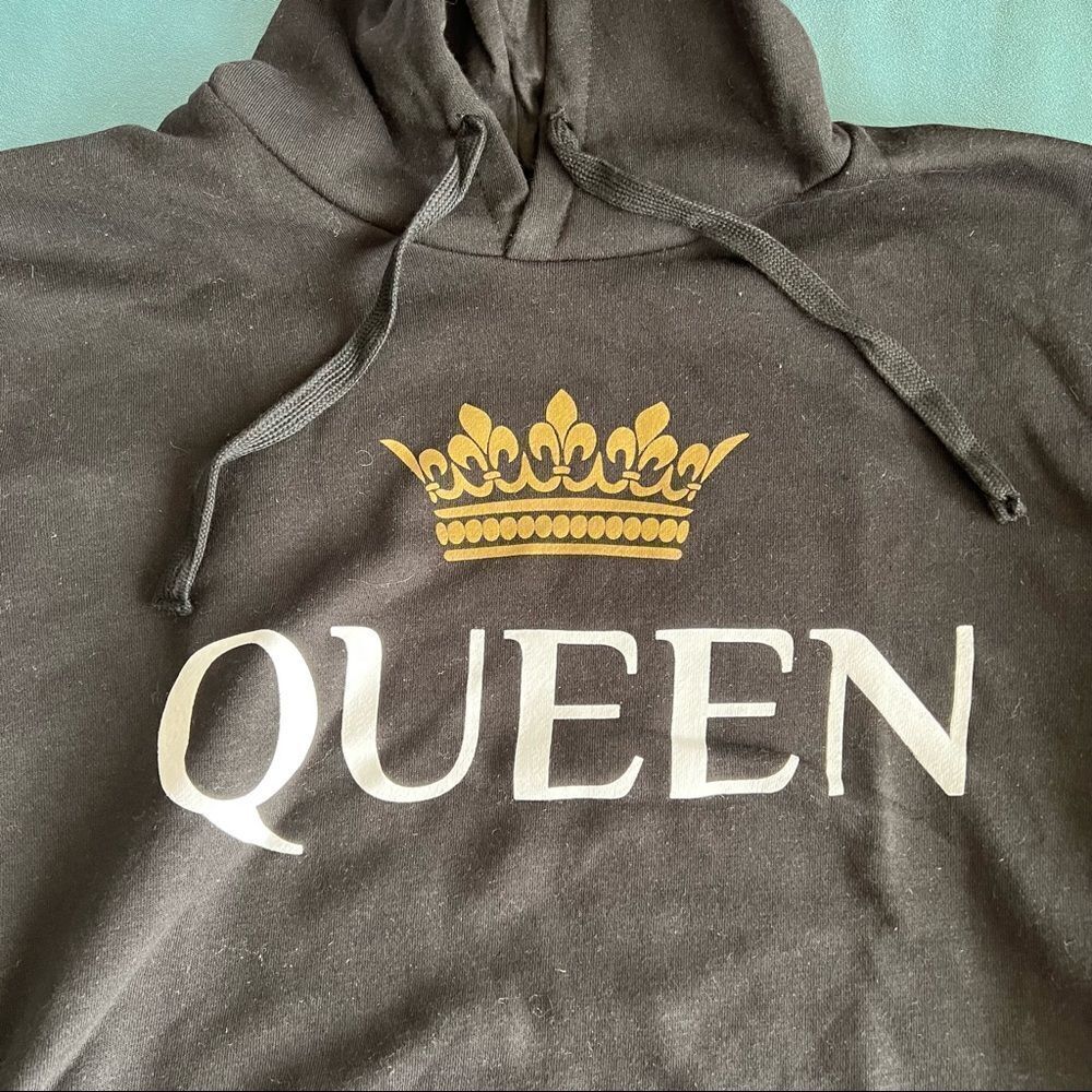 TStars Sweatshirt - Picture 2 of 10